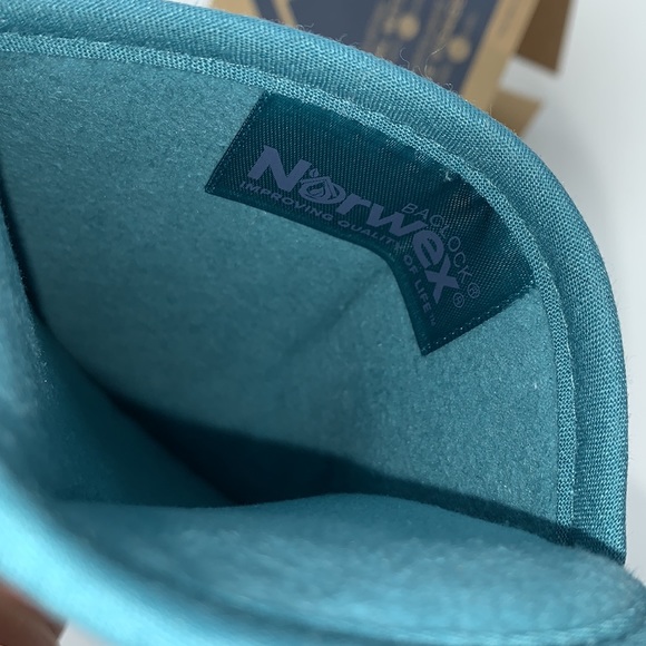 SALE!!! exfoliating mitt with Baclock - Picture 5 of 5